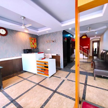 Hotel Unistar New Delhi Exterior photo
