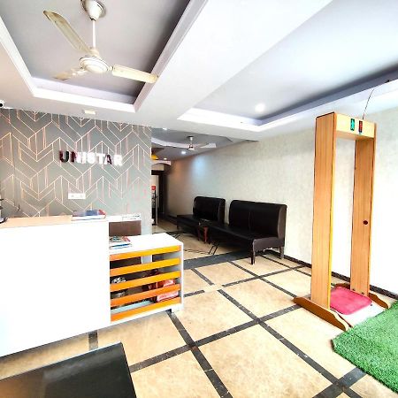 Hotel Unistar New Delhi Exterior photo